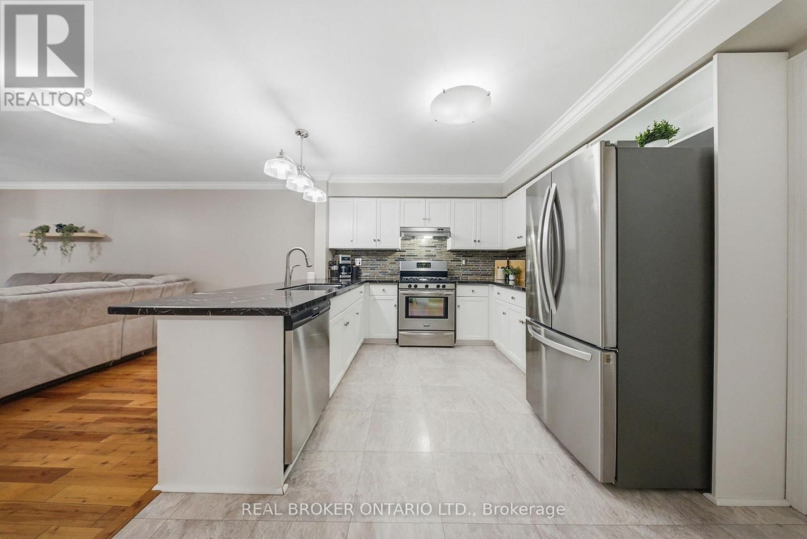 29 ALDER STREET Image 11