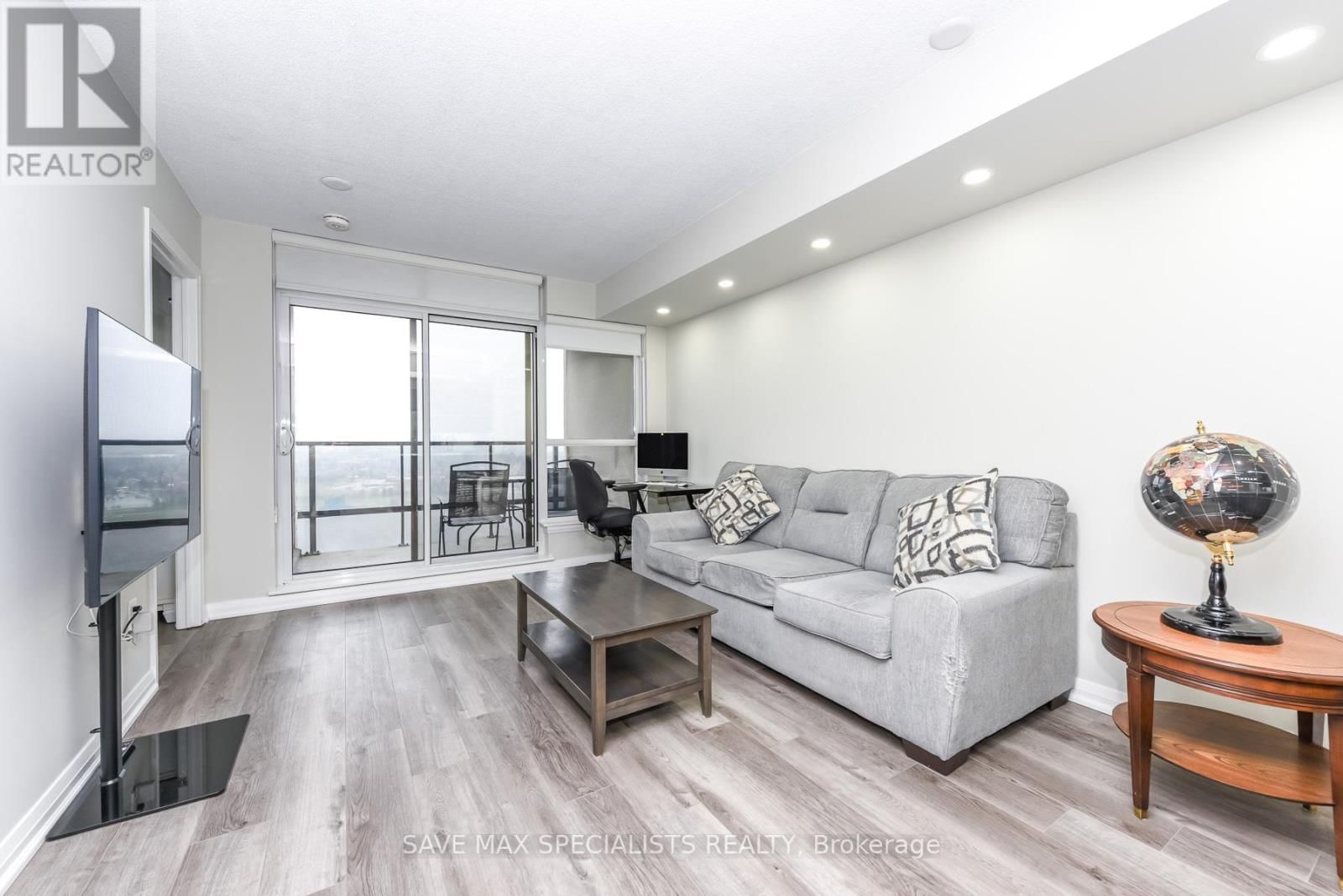 1809 - 220 FORUM DRIVE Image 19