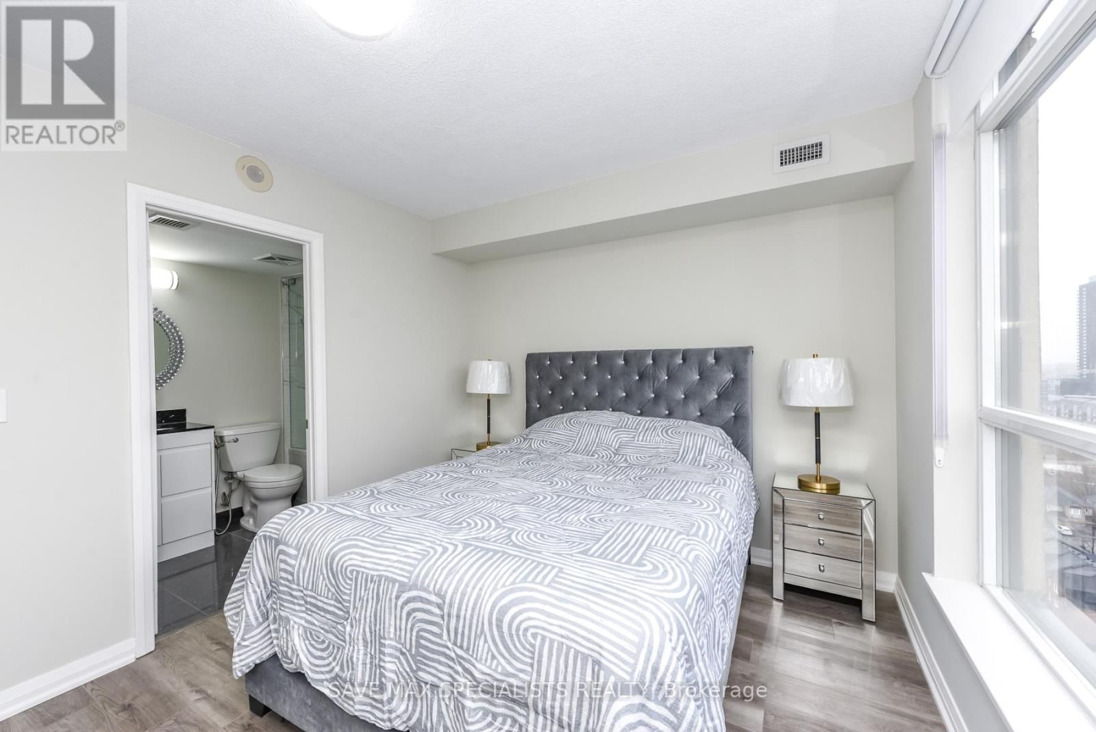 1809 - 220 FORUM DRIVE Image 24