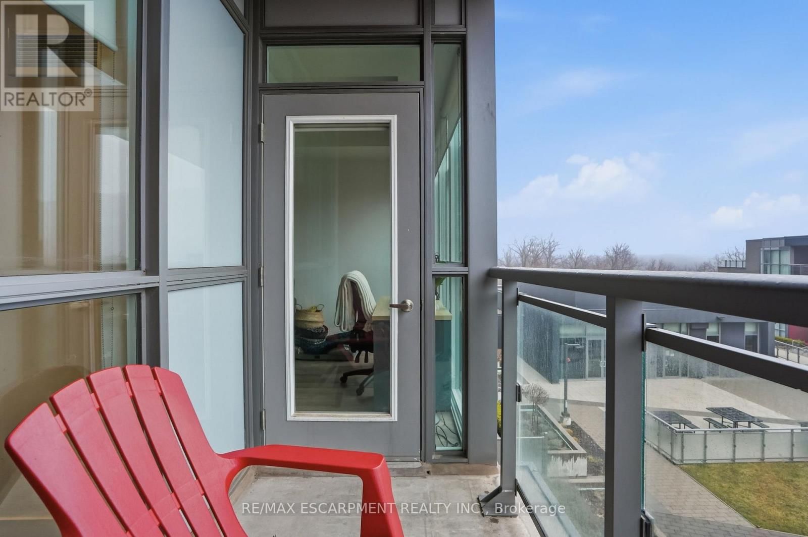 B418 - 5240 DUNDAS STREET Image 16