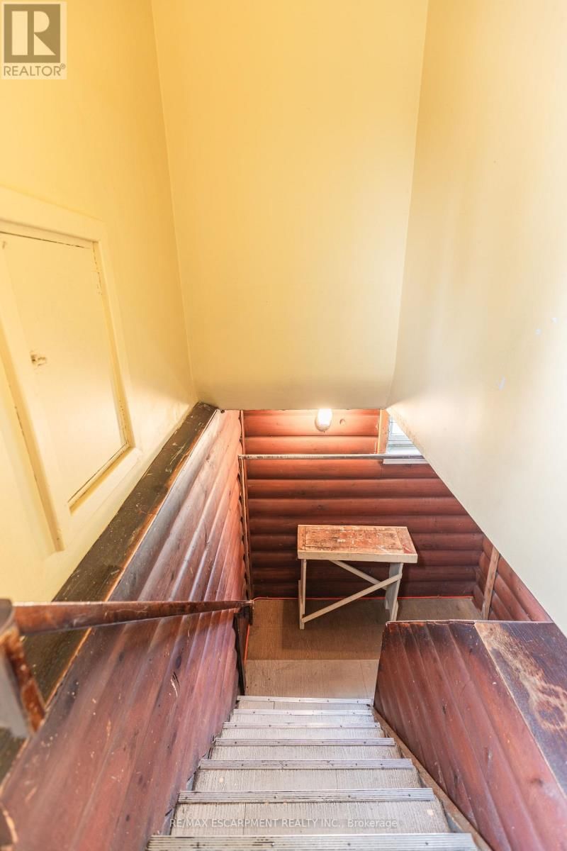 1 SNARESBROOK DRIVE Image 28