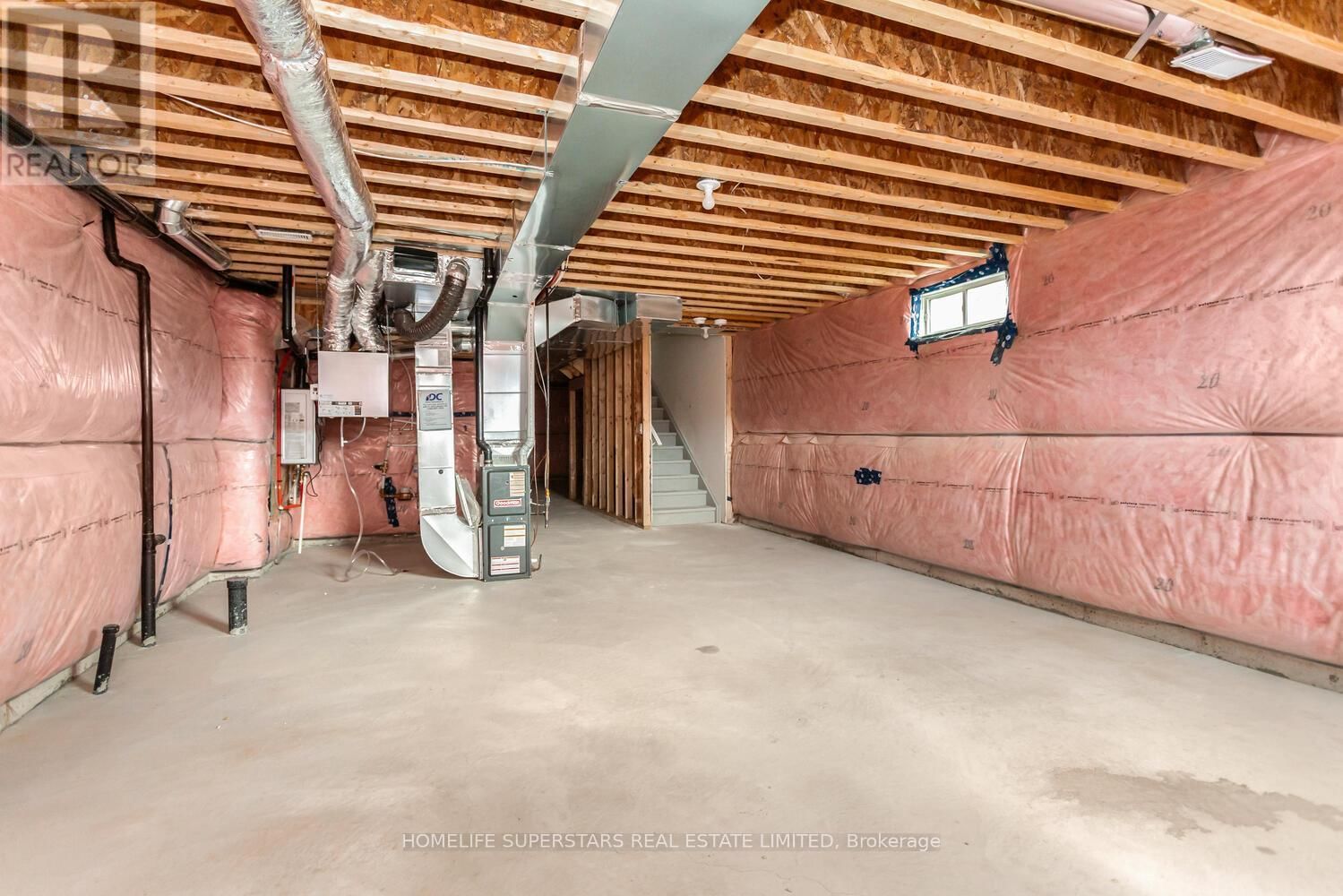 1118 TRUDEAU DRIVE Image 32