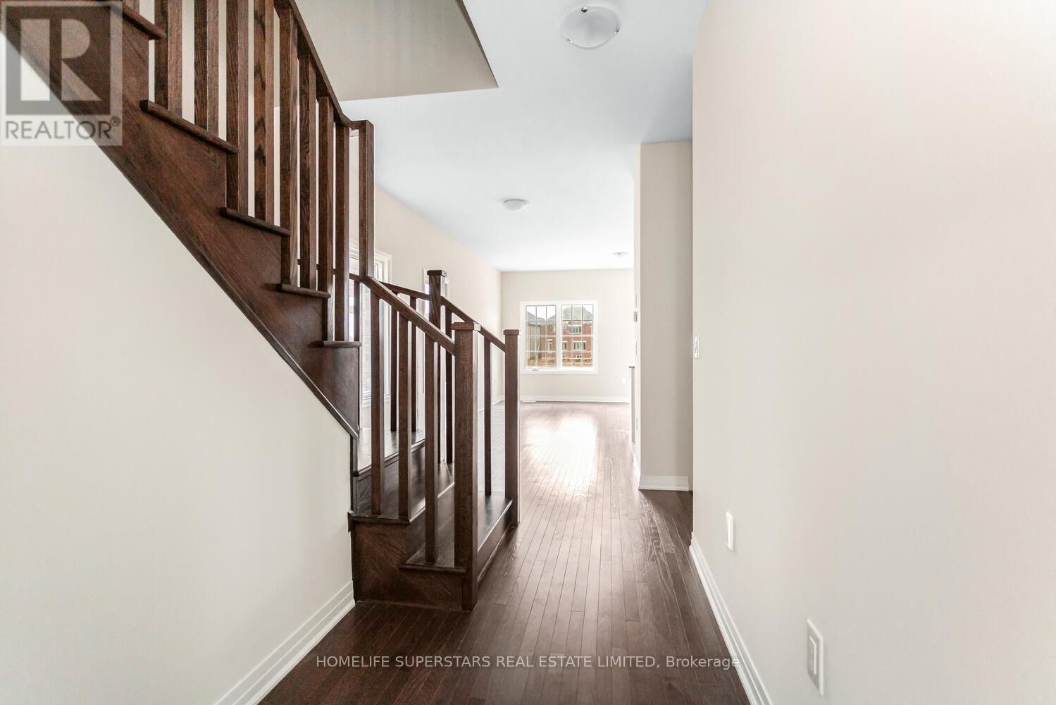 1118 TRUDEAU DRIVE Image 8