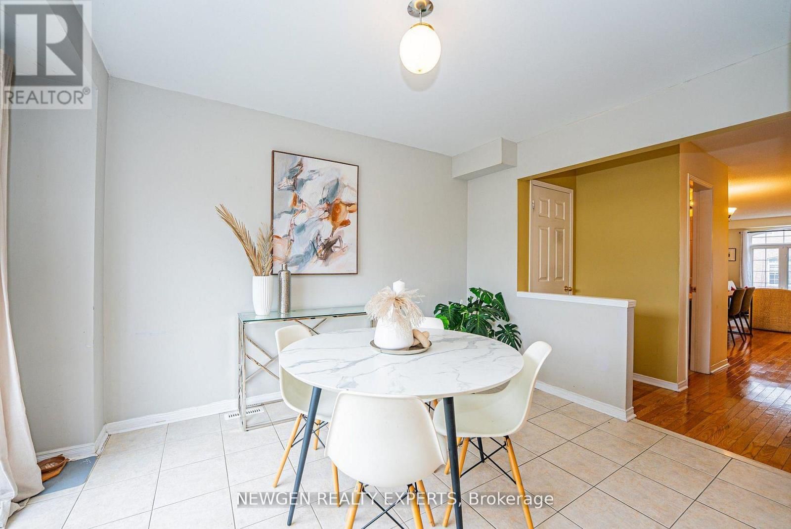 3420 REDPATH CIRCLE Image 11