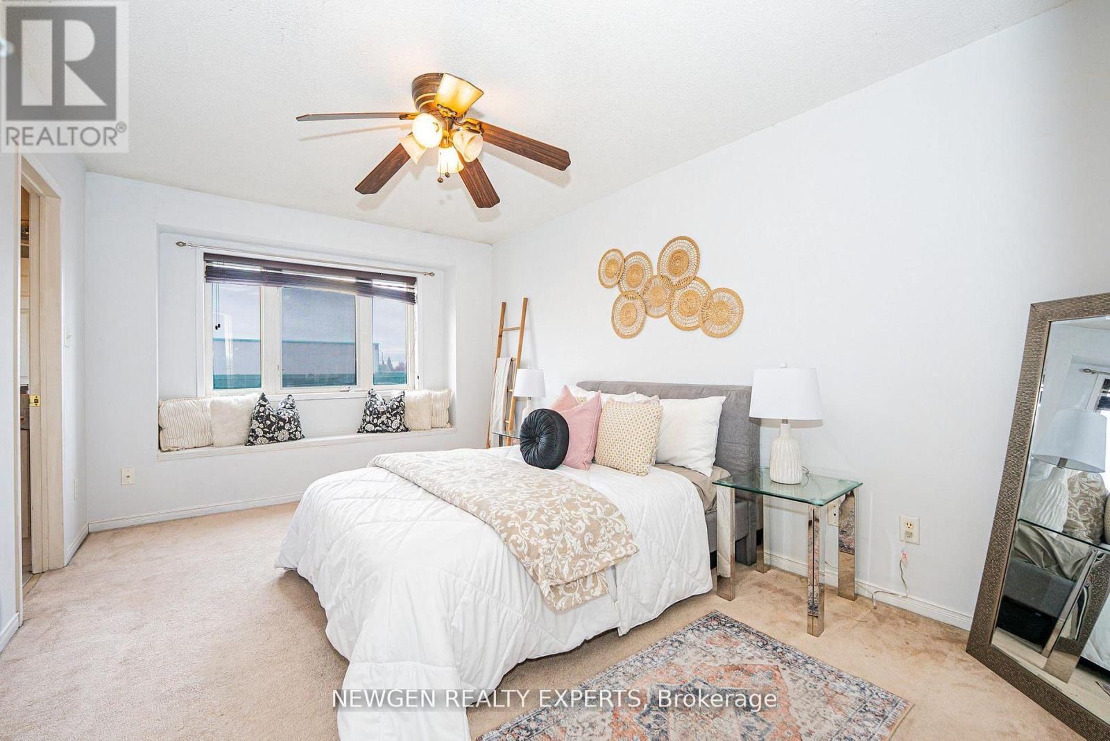 3420 REDPATH CIRCLE Image 16