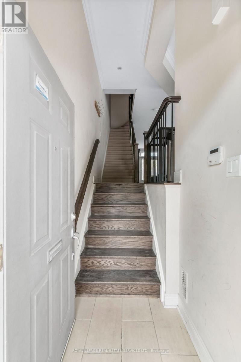 122 SIX POINT ROAD Image 39