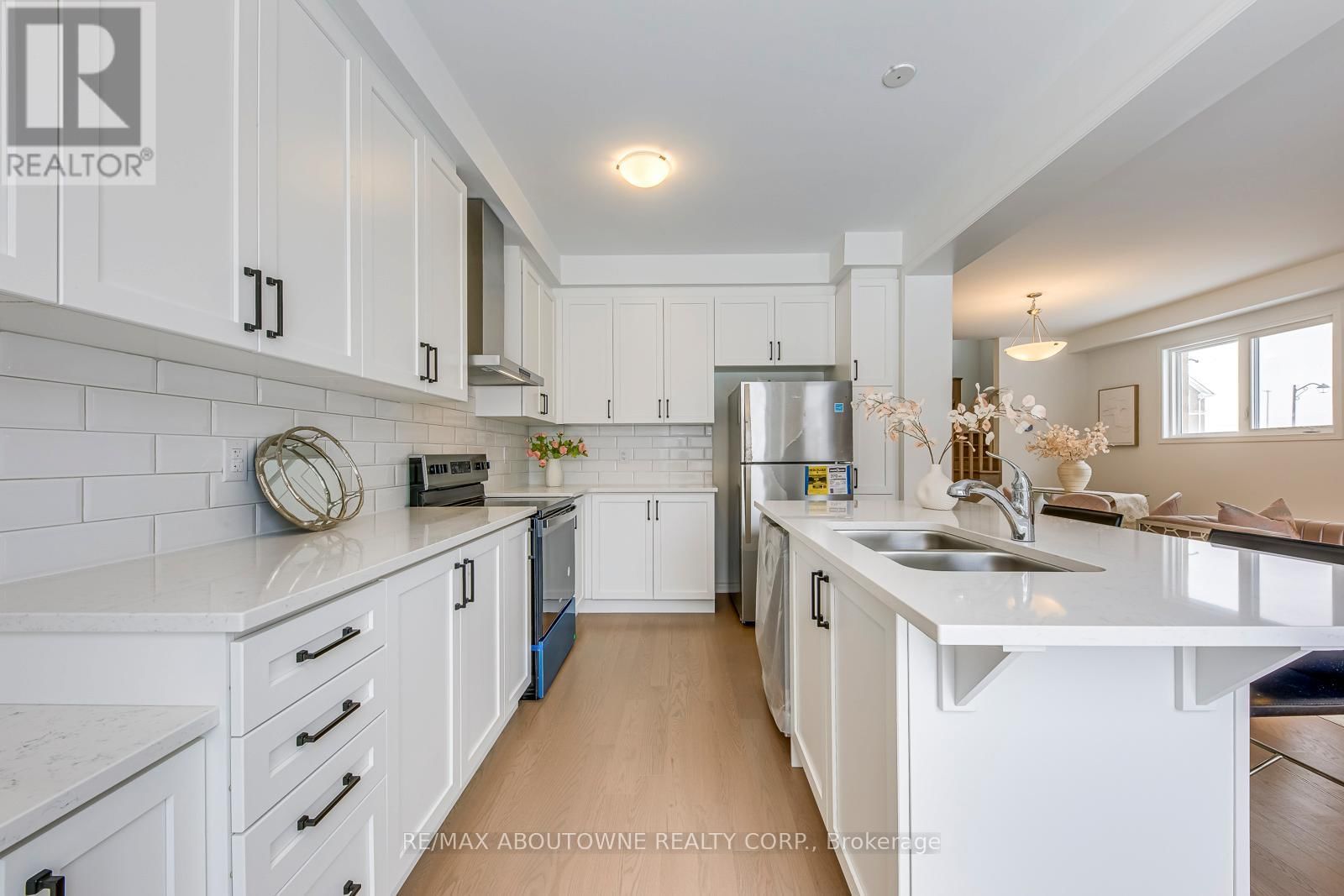 1363 COPLEY COURT Image 15