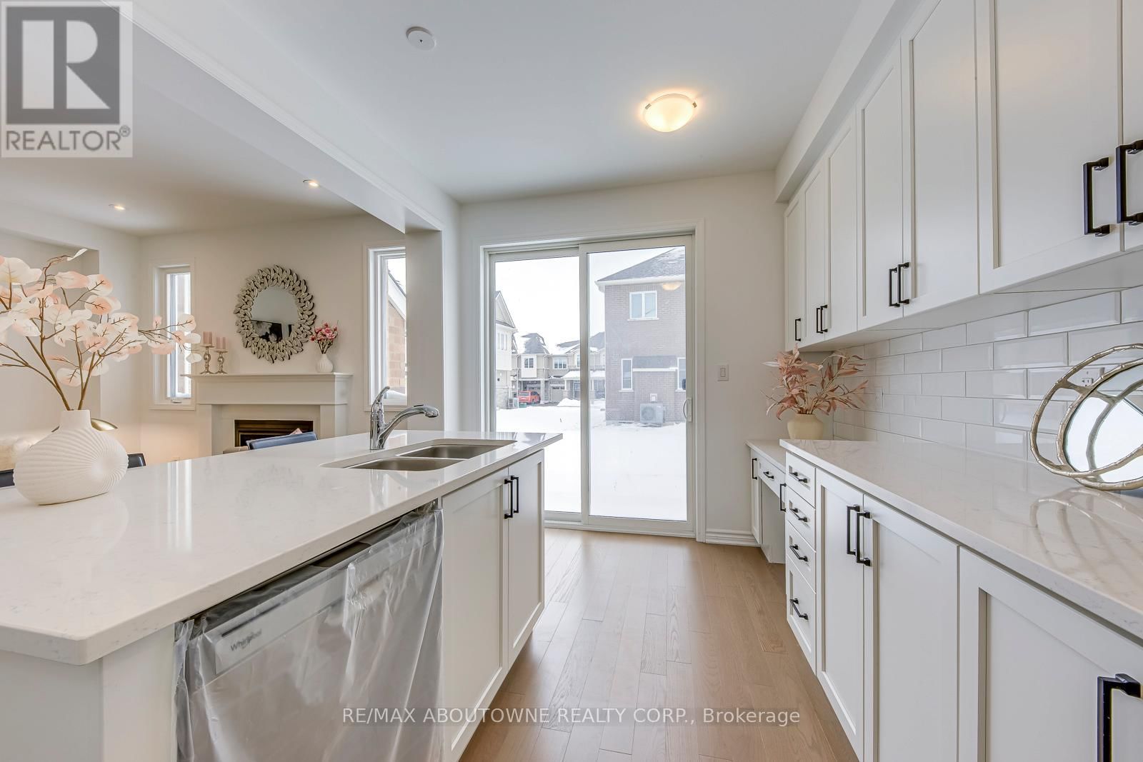 1363 COPLEY COURT Image 16