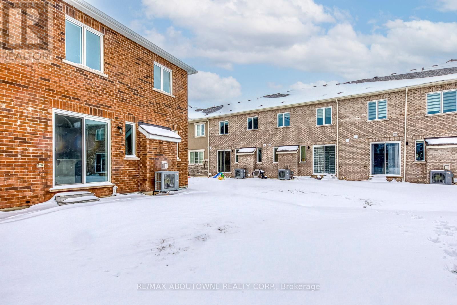 1363 COPLEY COURT Image 37