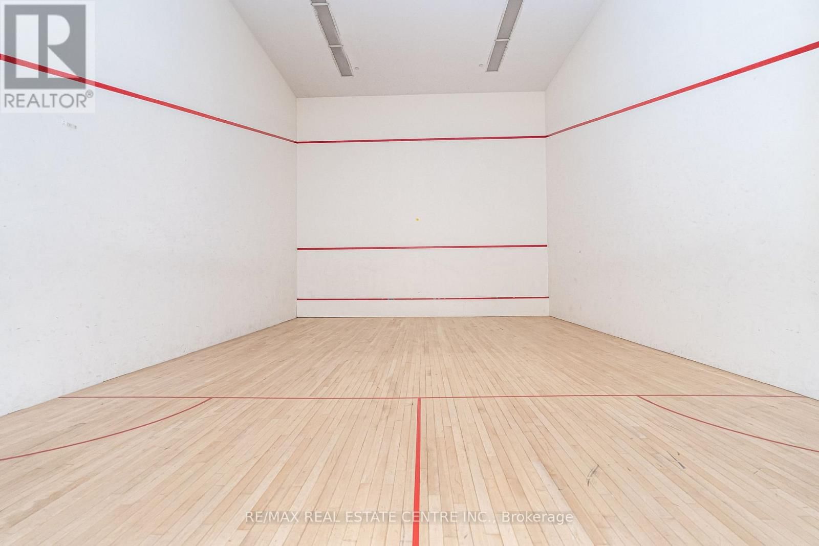 806 - 20 CHERRYTREE DRIVE Image 34