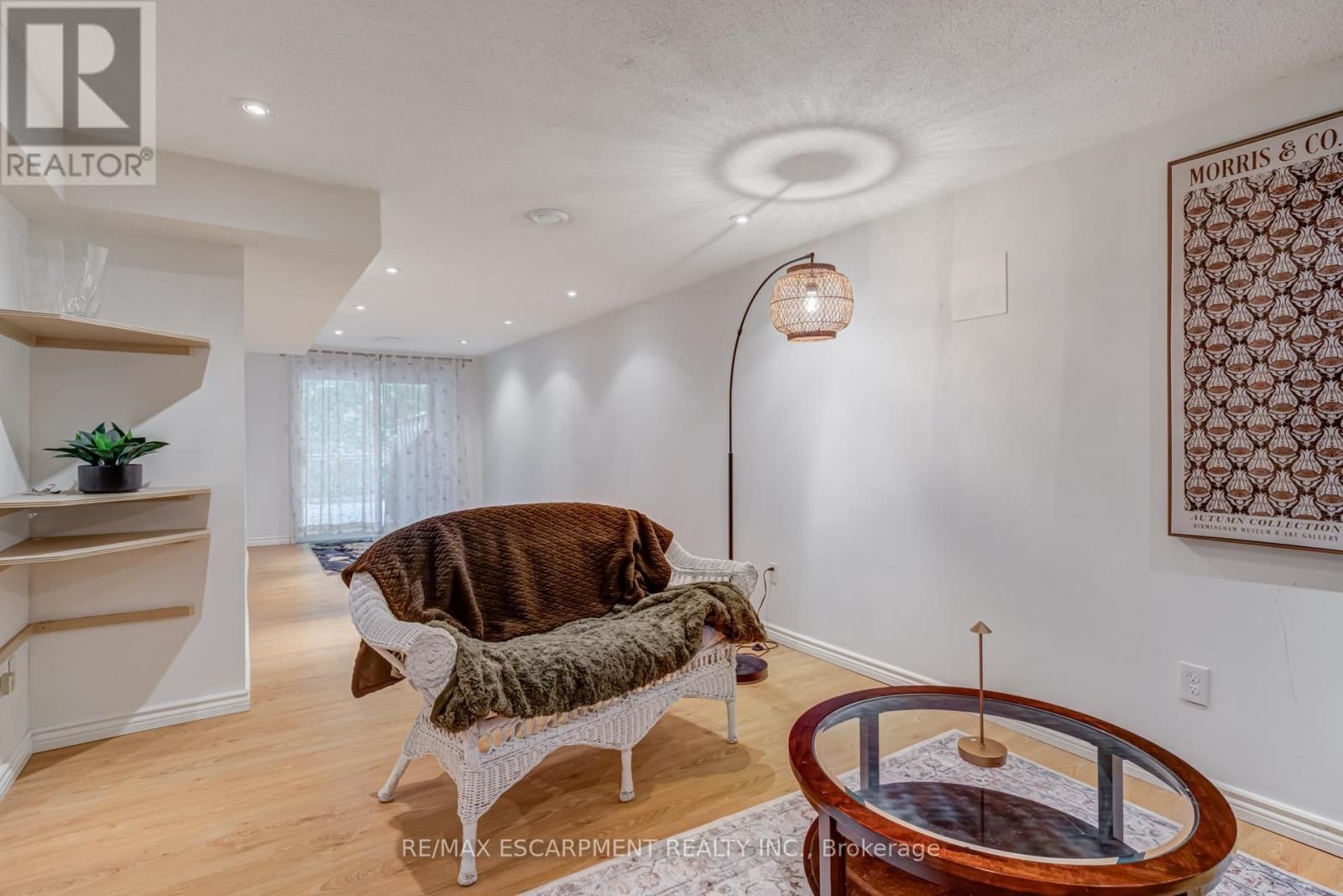 5 - 1560 KERNS ROAD Image 34