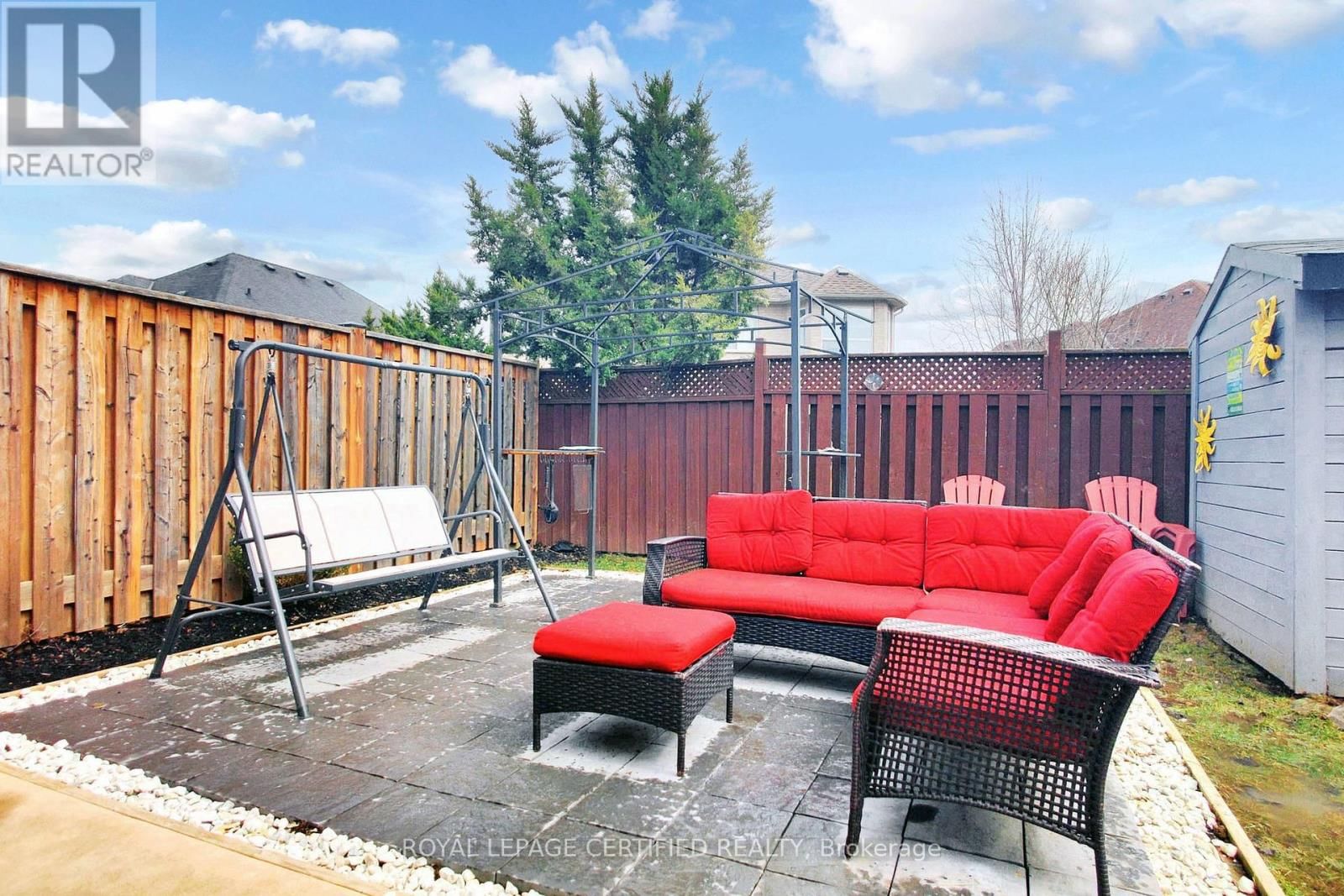 57 HUMBERSHED CRESCENT Image 32