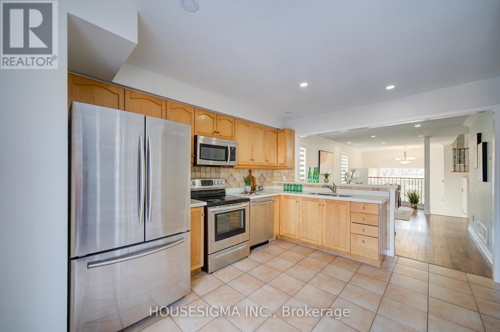 73 BRINKLEY DRIVE Image 19