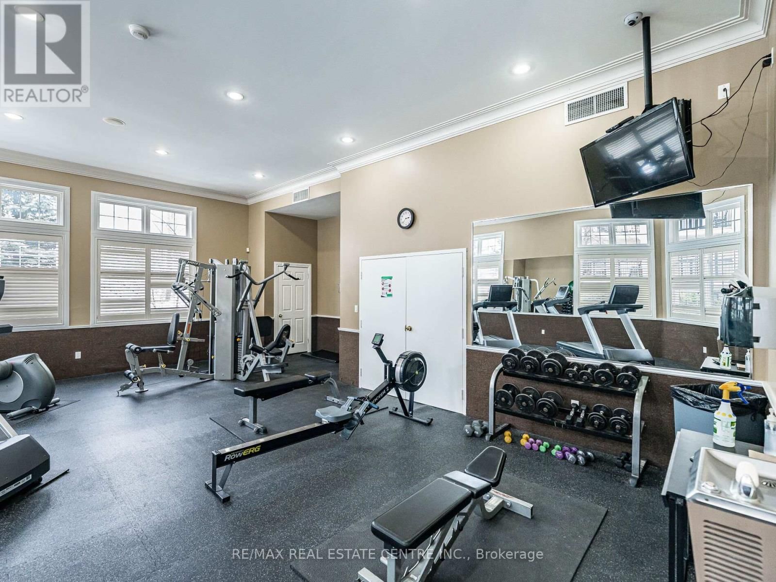 408 - 1483 MAPLE AVENUE Image 34