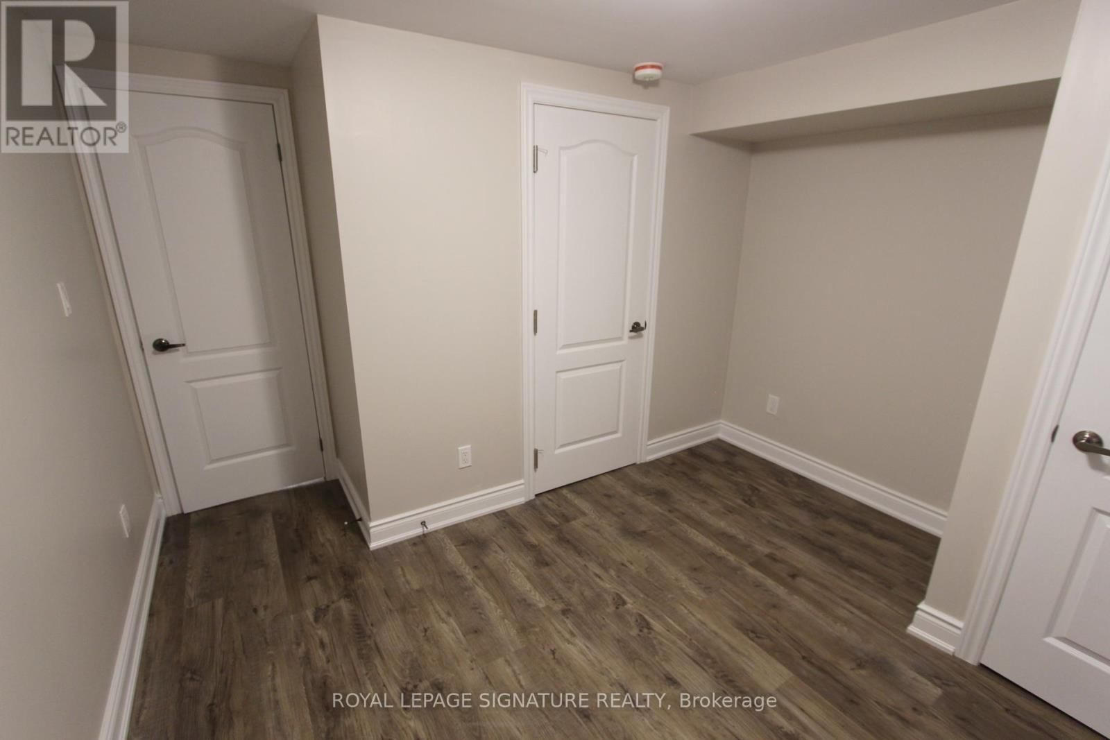 Bsmt - 100 BONHAM BOULEVARD Image 15