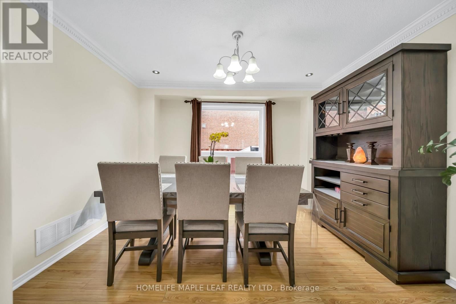 87 SOFTNEEDLE AVENUE Image 15