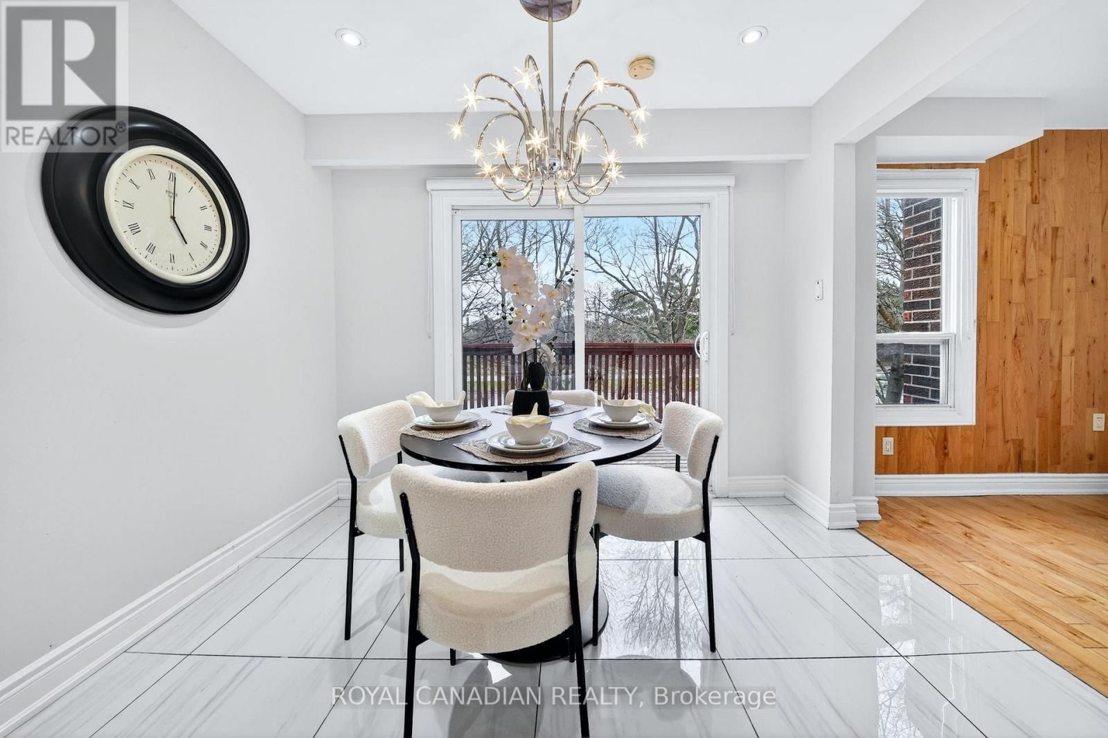 44 RUSHMORE CRESCENT Image 20