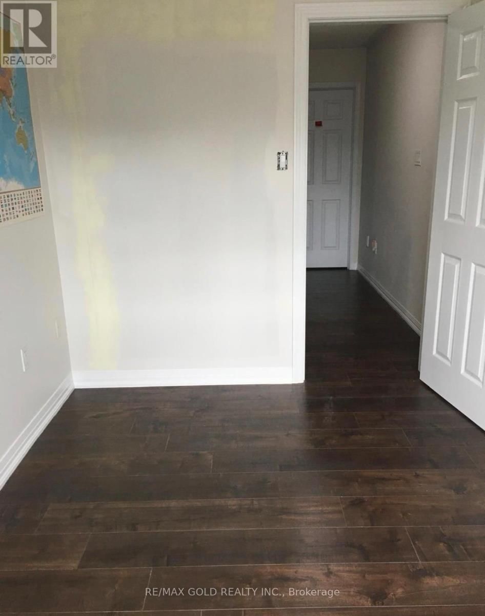 94 ROBERT PARKINSON DRIVE Image 14