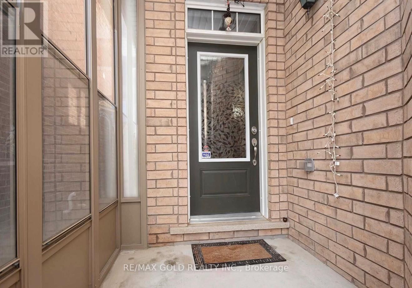 94 ROBERT PARKINSON DRIVE Image 2