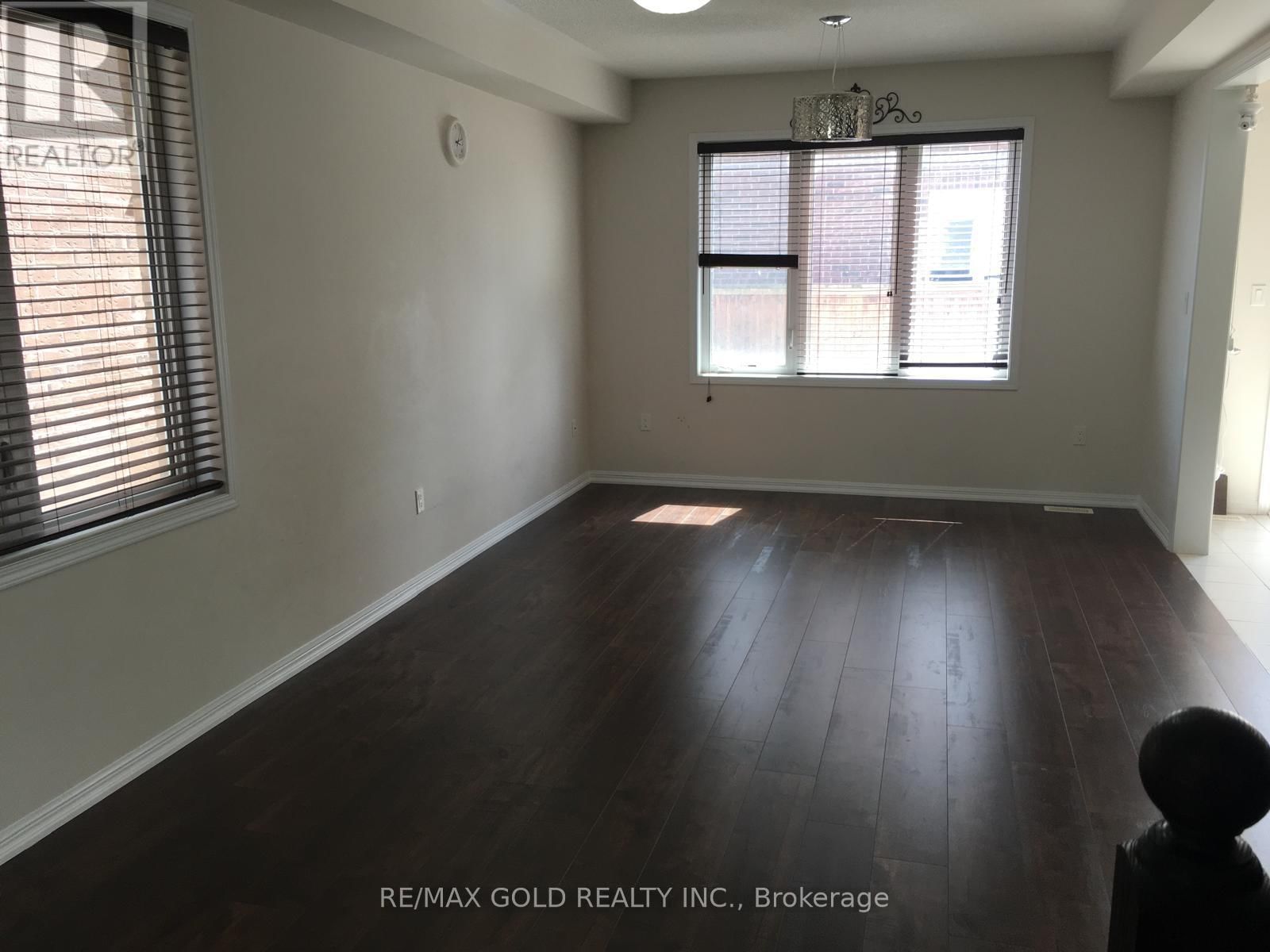 94 ROBERT PARKINSON DRIVE Image 6