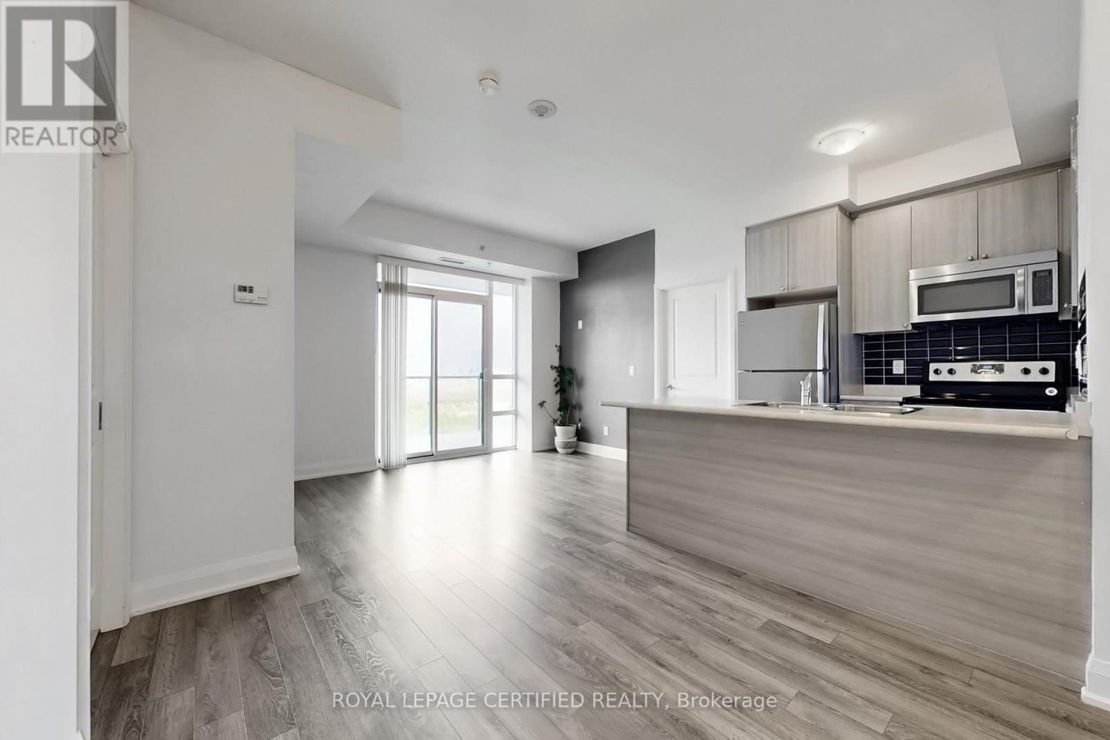 711 - 55 YORKLAND BOULEVARD Image 13