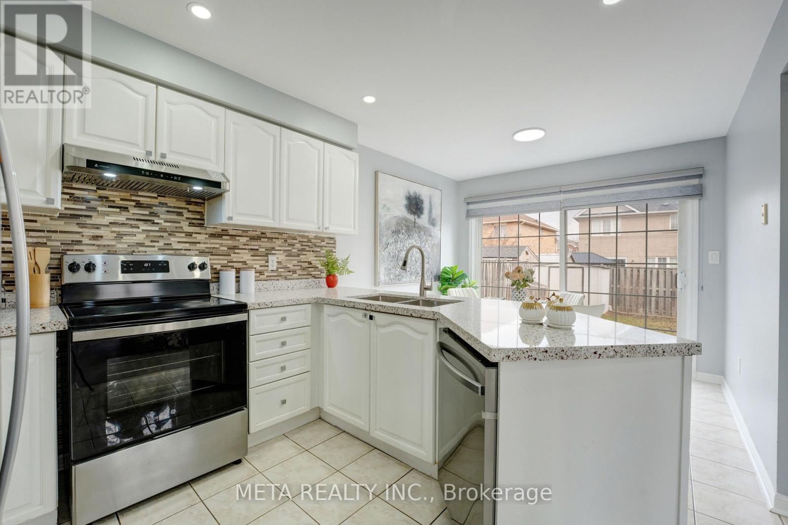 59 BRUNSWICK STREET Image 12