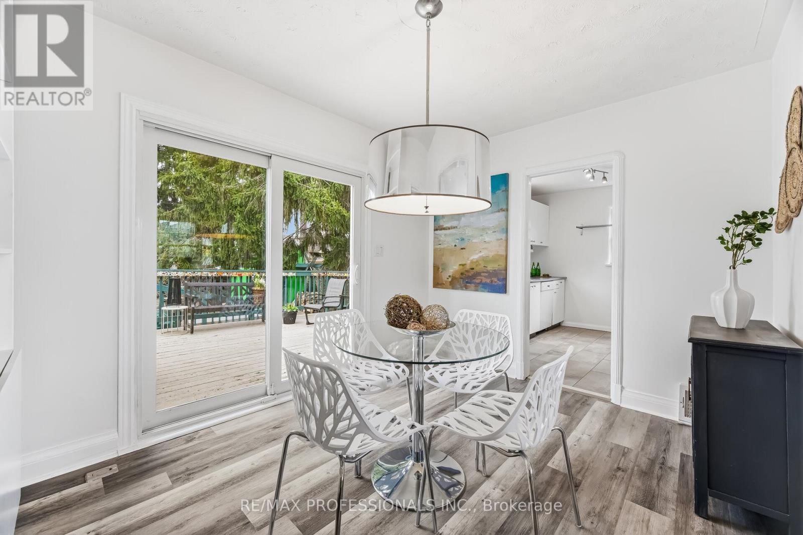 15 TWENTY-SEVENTH STREET Image 10