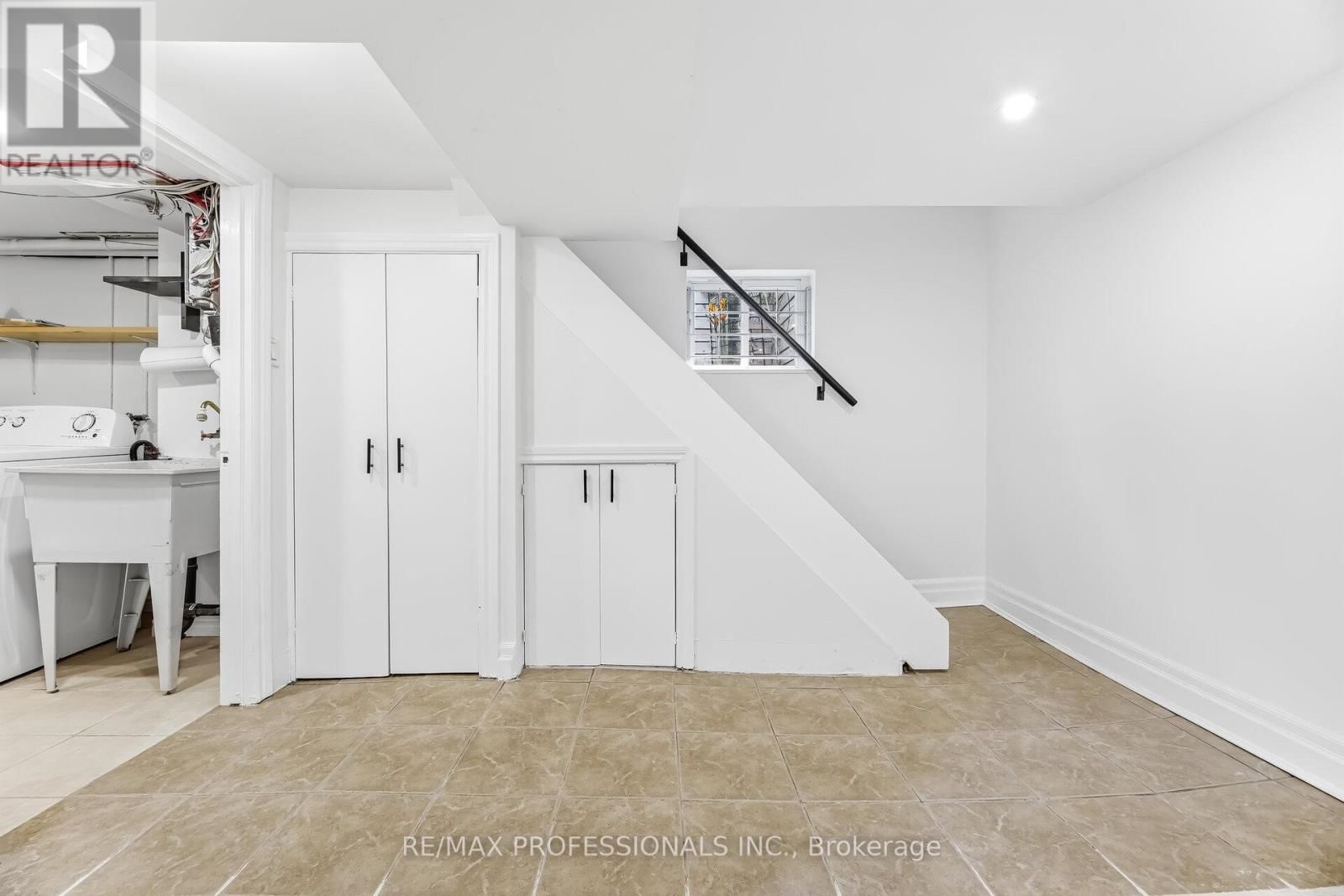 15 TWENTY-SEVENTH STREET Image 33