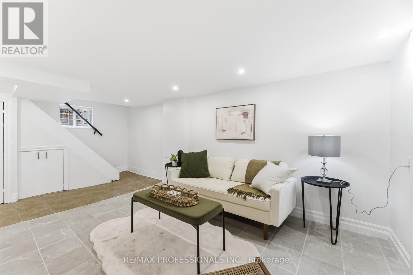 15 TWENTY-SEVENTH STREET Image 34