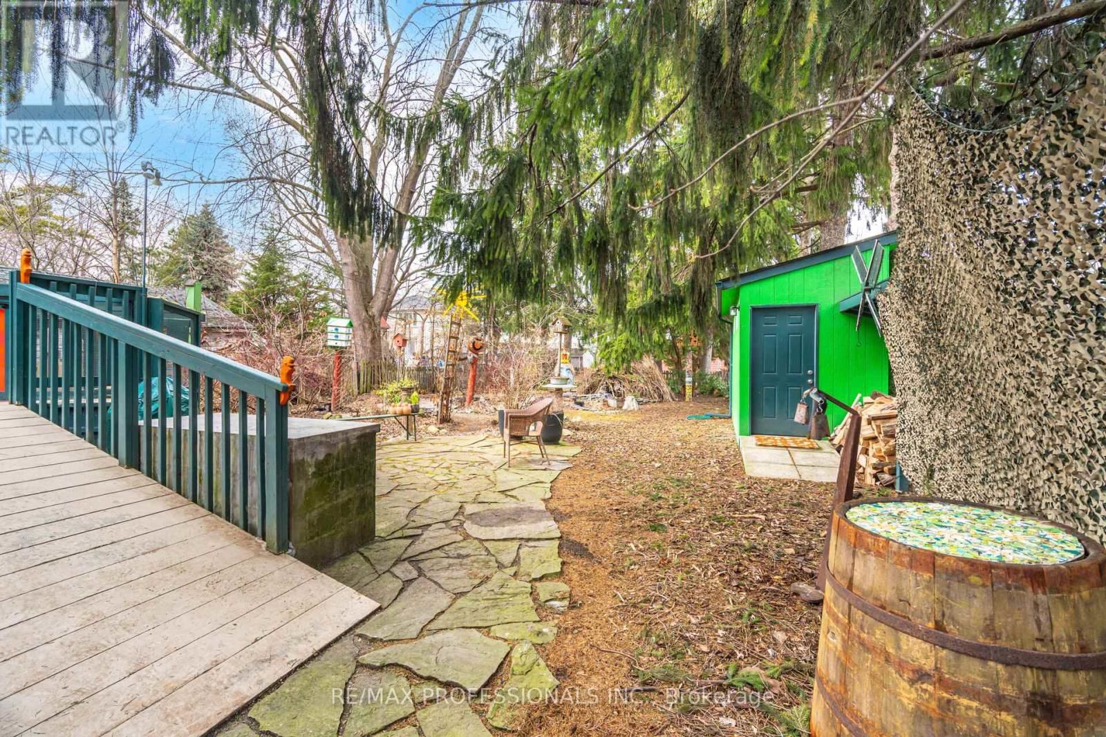 15 TWENTY-SEVENTH STREET Image 40