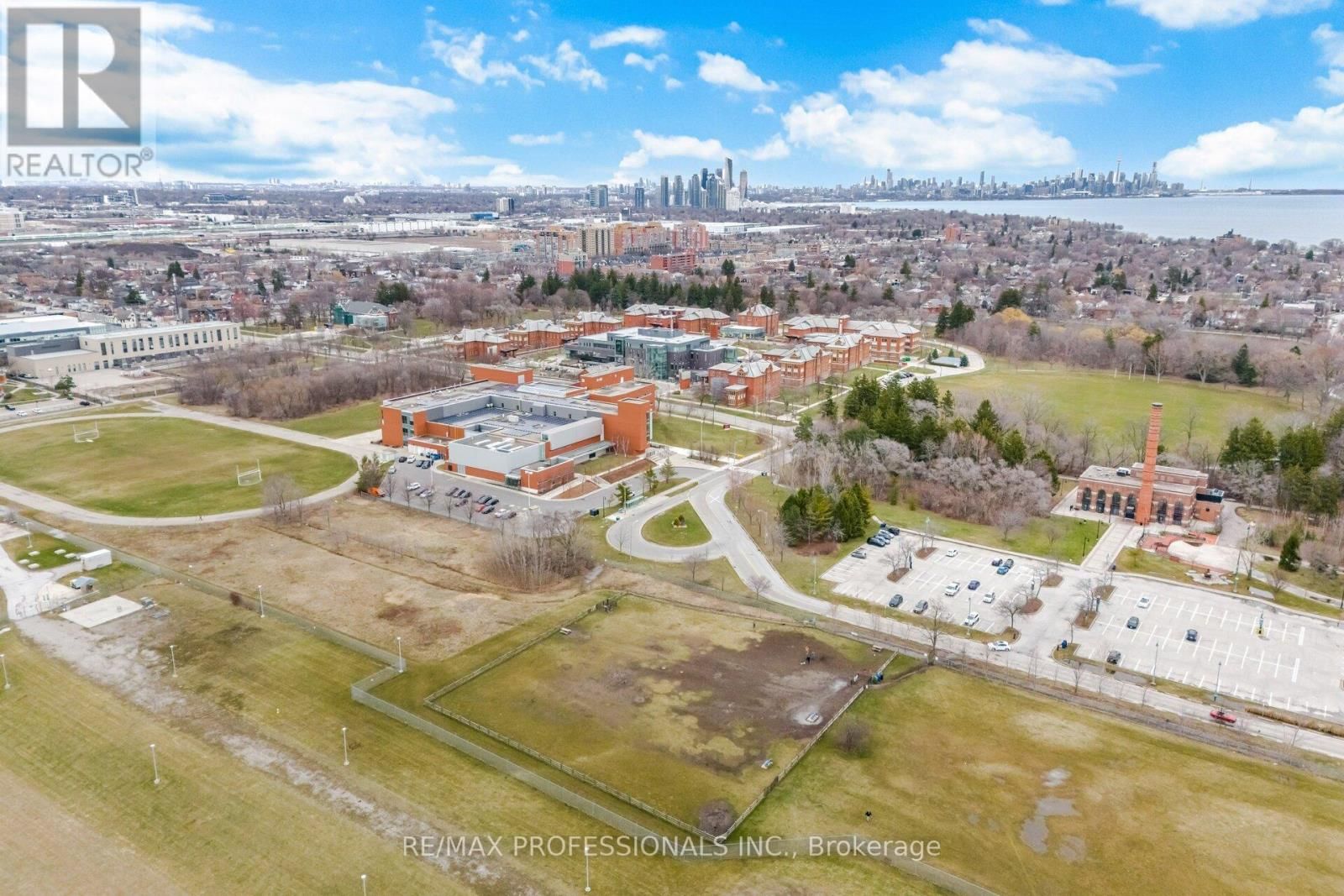 15 TWENTY-SEVENTH STREET Image 48