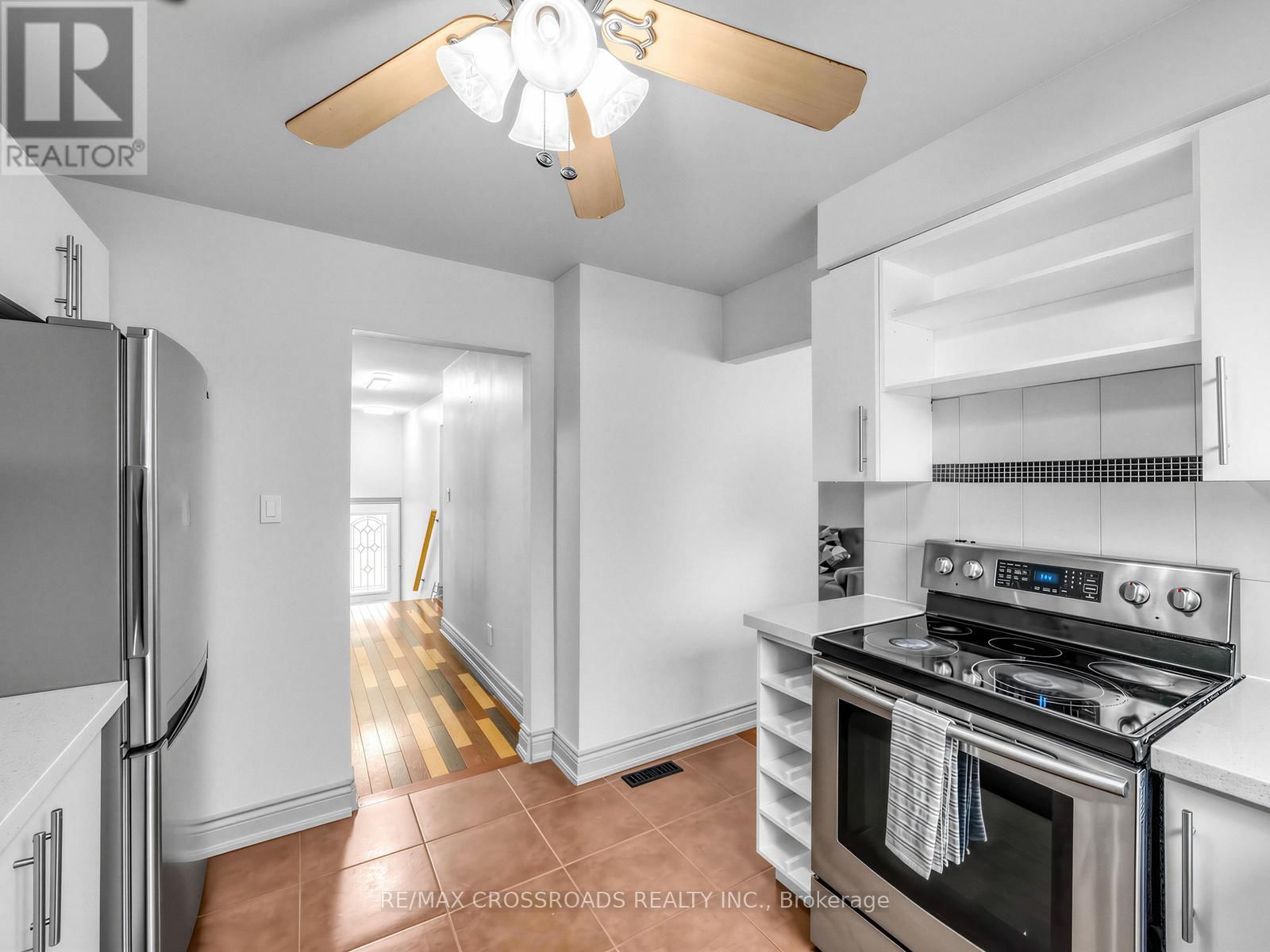 133 - 3175 KIRWIN AVENUE Image 16