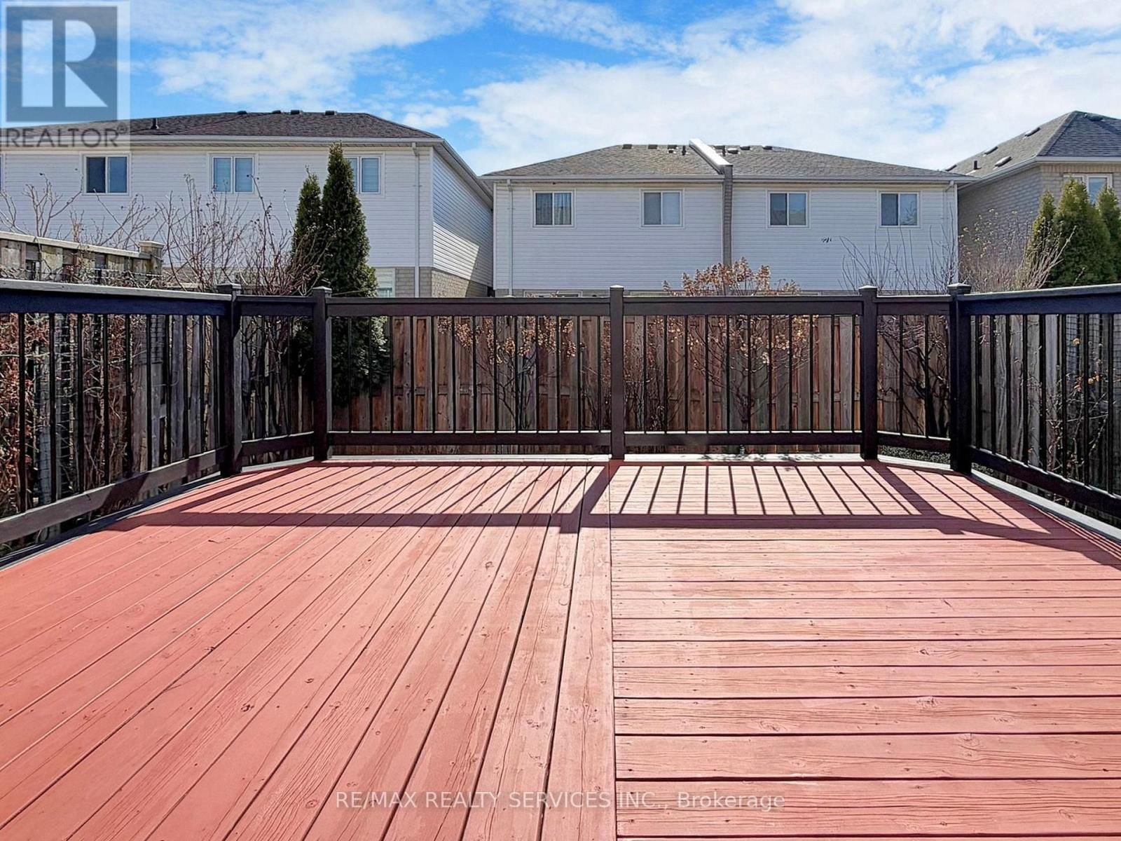 6169 ROWERS CRESCENT Image 50