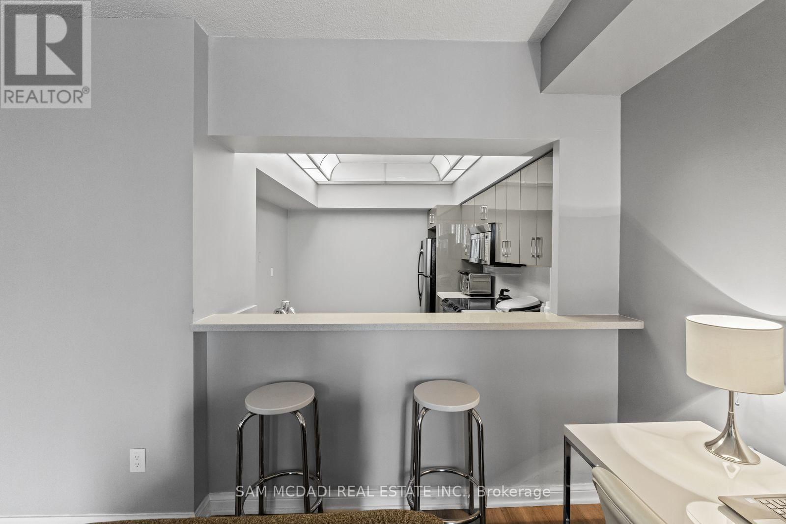 2205 - 24 HANOVER ROAD Image 11