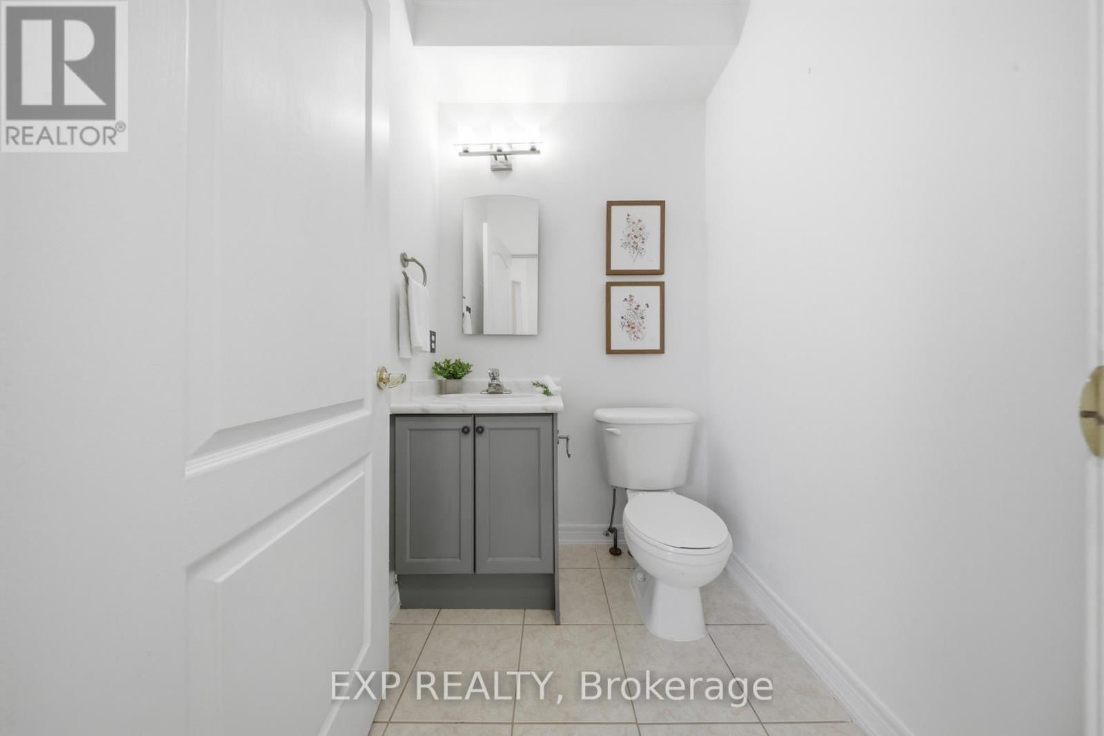 2305 NEWCASTLE CRESCENT Image 18