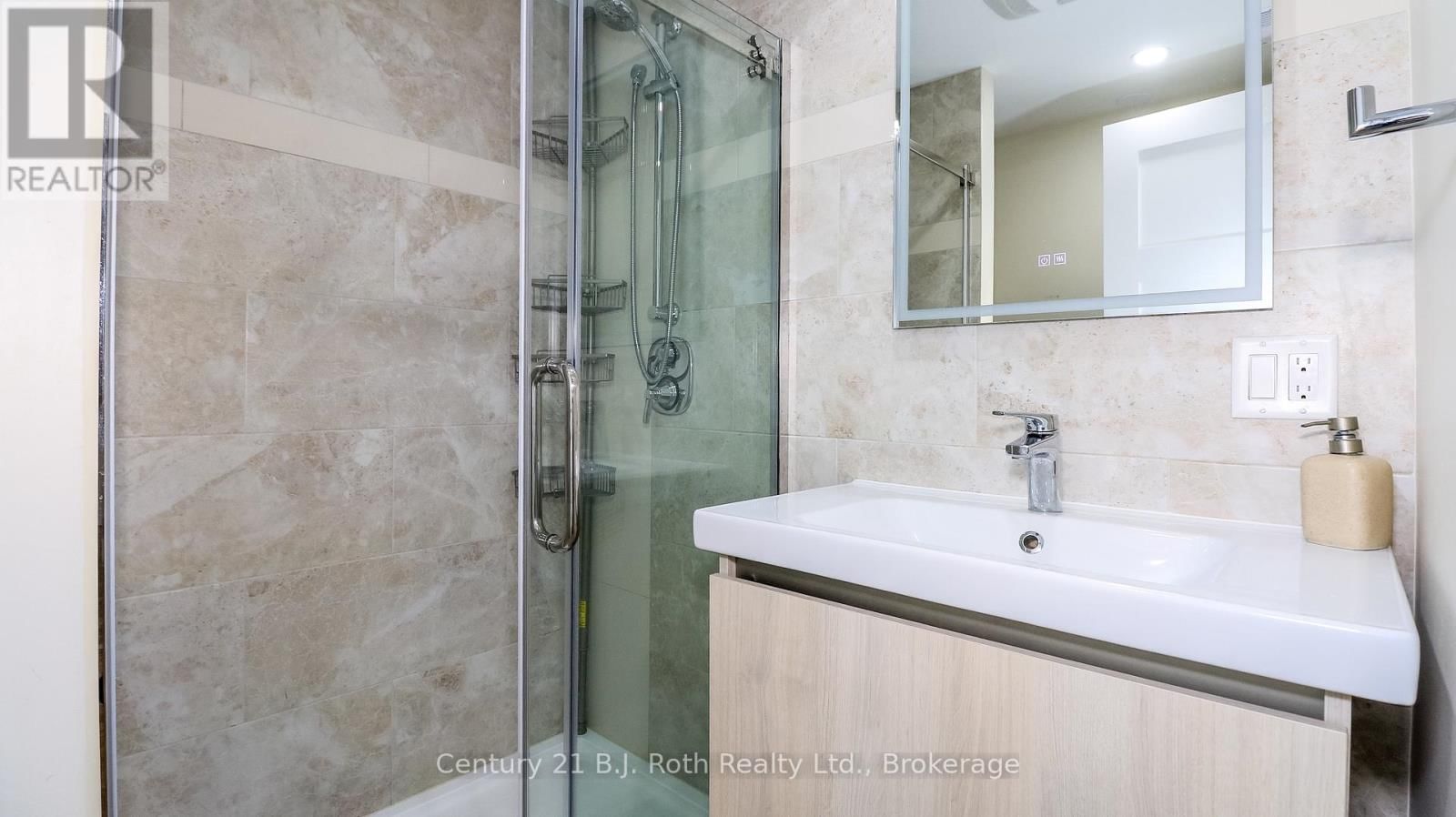 156 THE WESTWAY Image 16