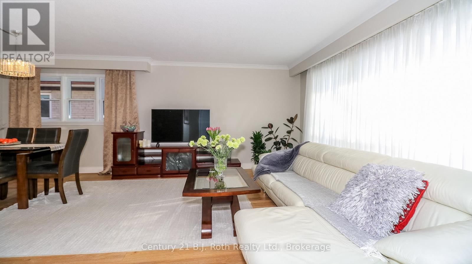 156 THE WESTWAY Image 3