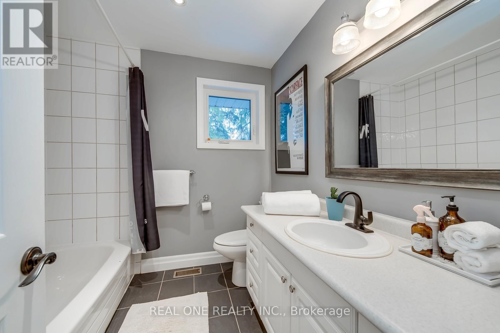 179 SHANLEY TERRACE Image 34