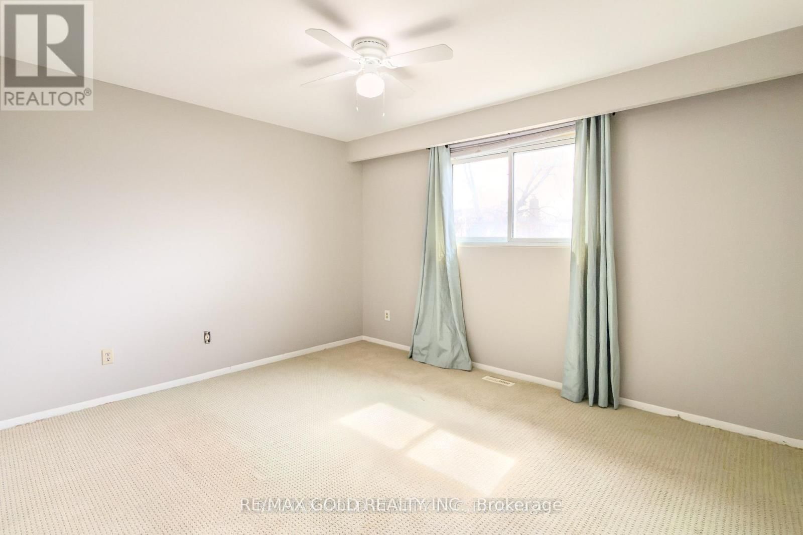 80 IVYBRIDGE DRIVE Image 24