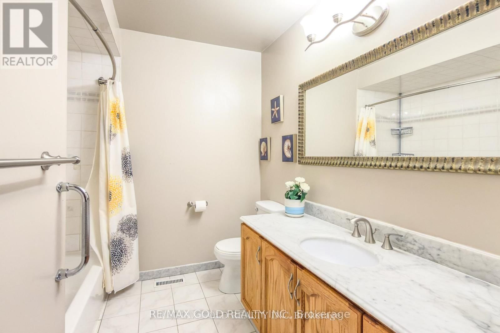 80 IVYBRIDGE DRIVE Image 25