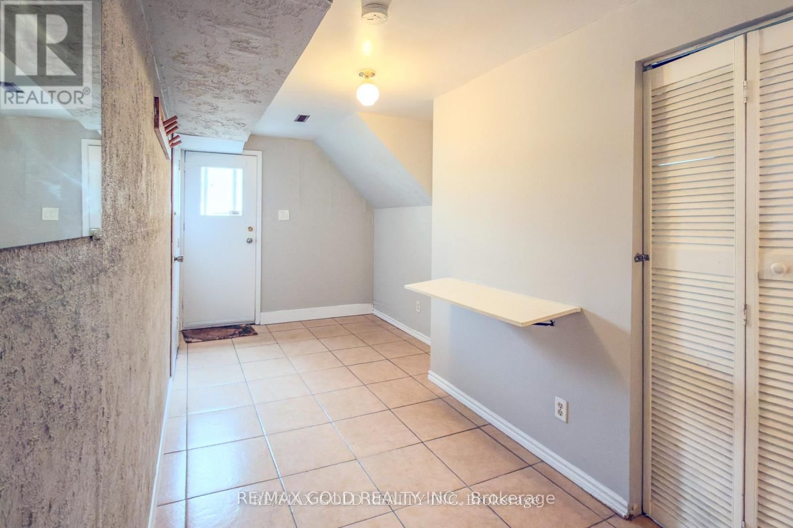 80 IVYBRIDGE DRIVE Image 28