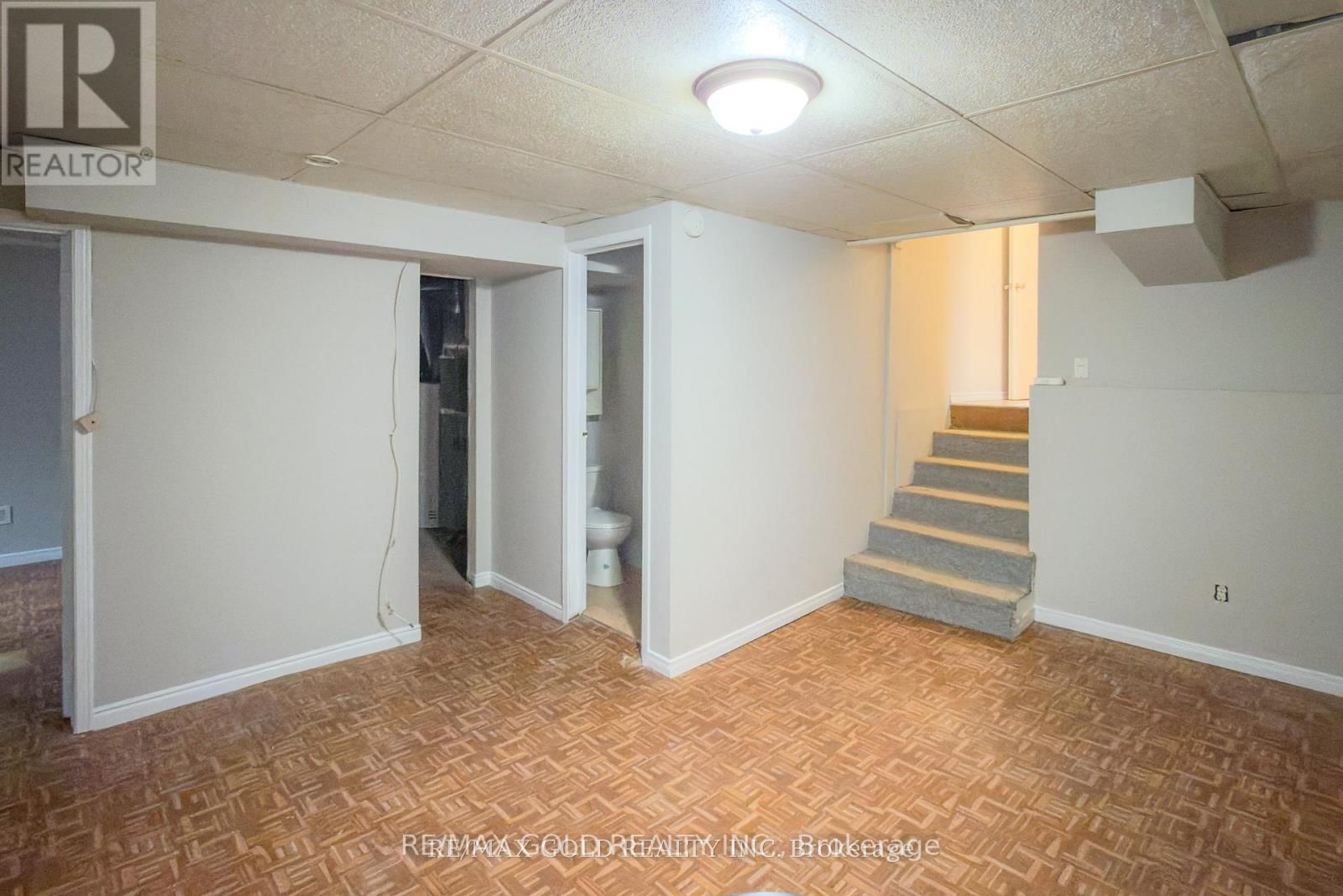 80 IVYBRIDGE DRIVE Image 29