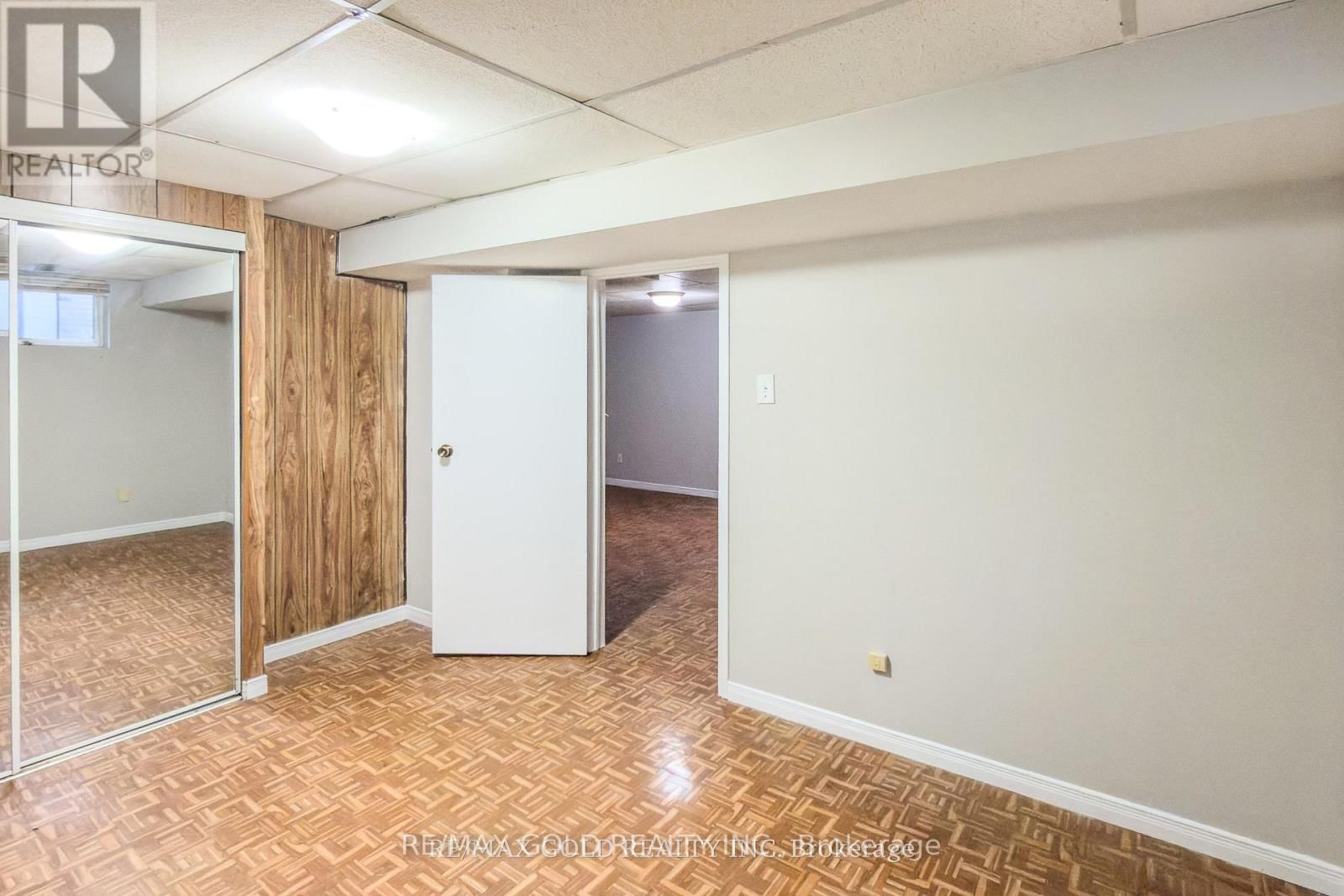 80 IVYBRIDGE DRIVE Image 32