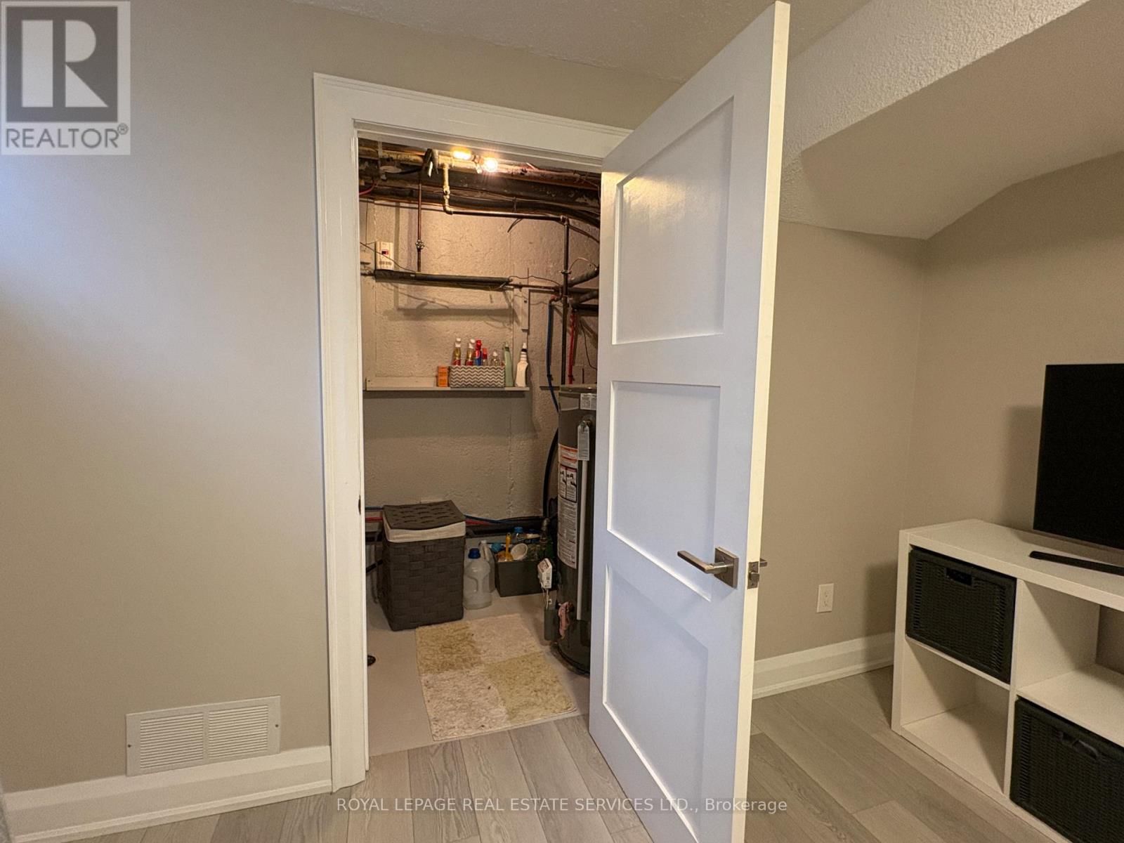 30 - 629 RATHBURN ROAD Image 33