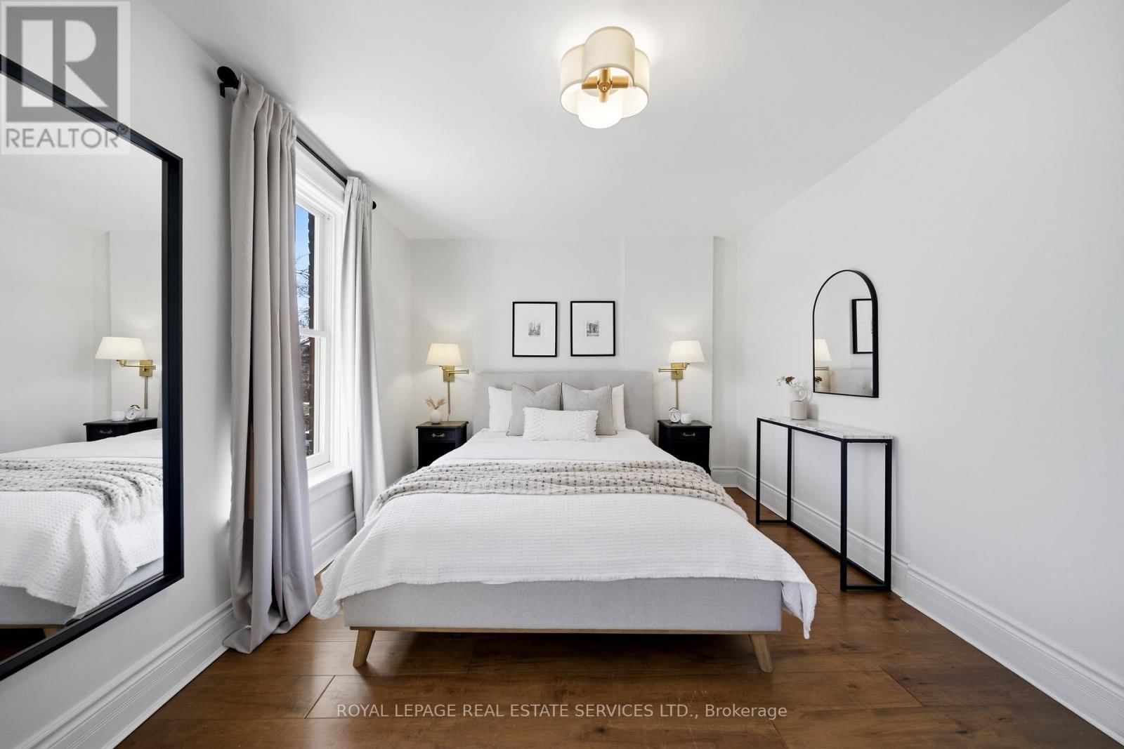 98 GALLEY AVENUE Image 23