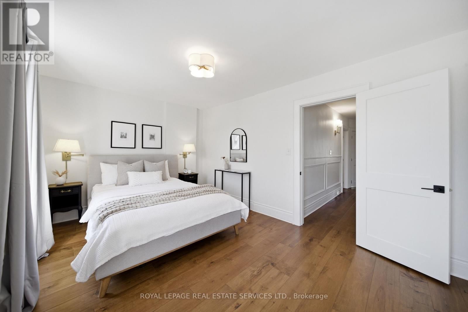 98 GALLEY AVENUE Image 24