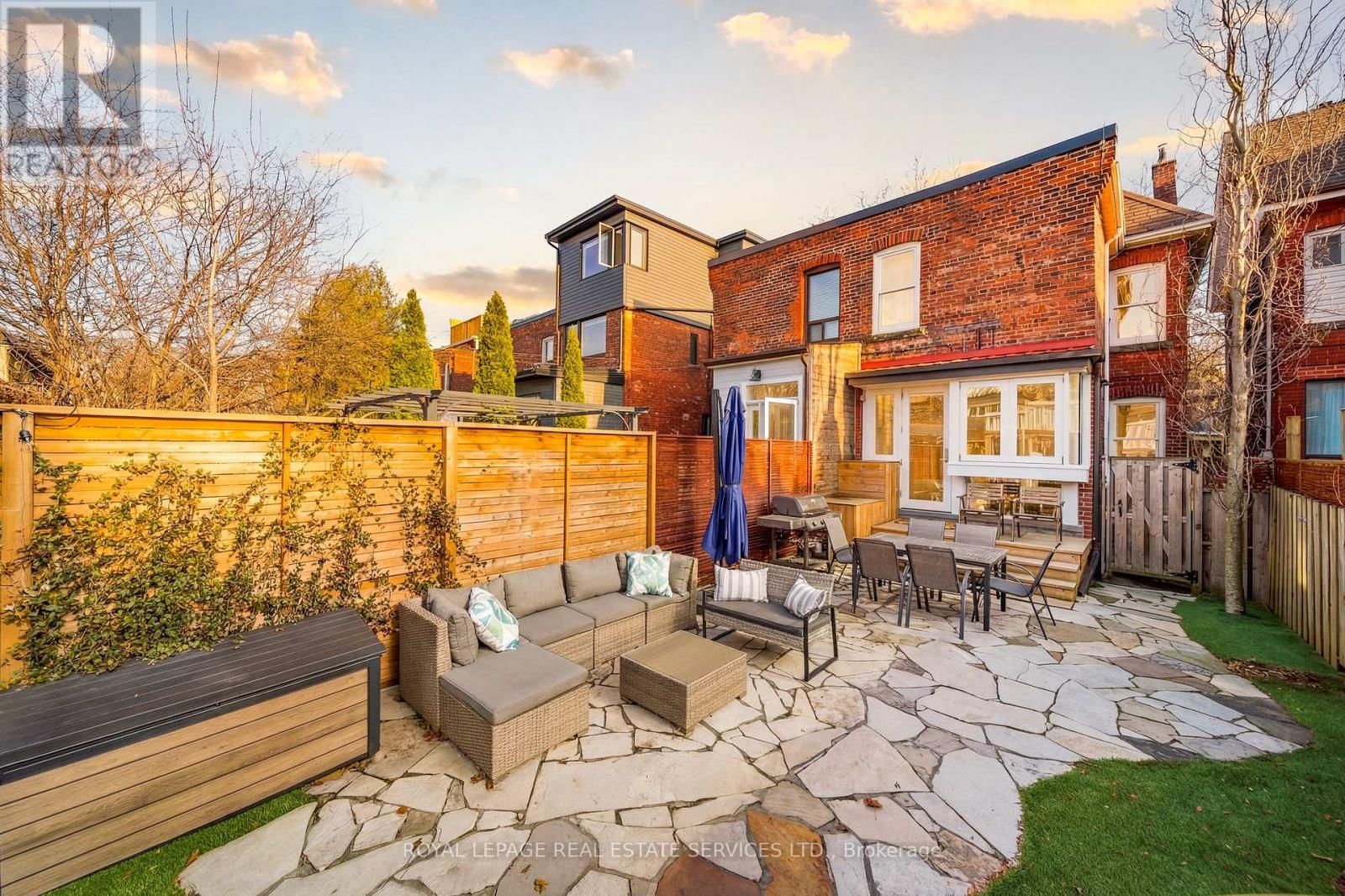 98 GALLEY AVENUE Image 40