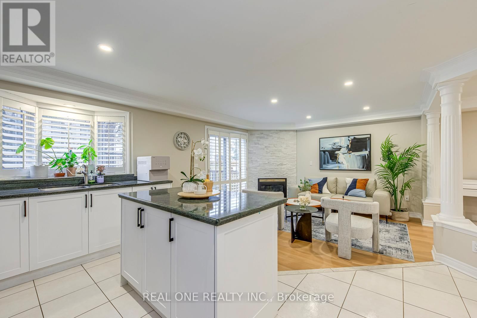 6 - 2250 ROCKINGHAM DRIVE Image 16