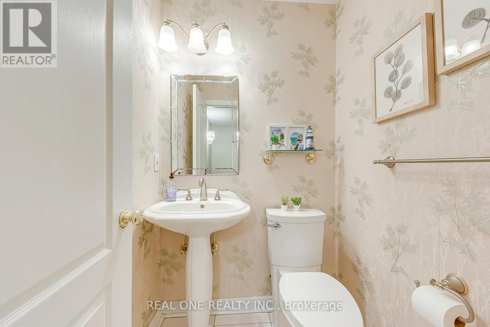 6 - 2250 ROCKINGHAM DRIVE Image 17