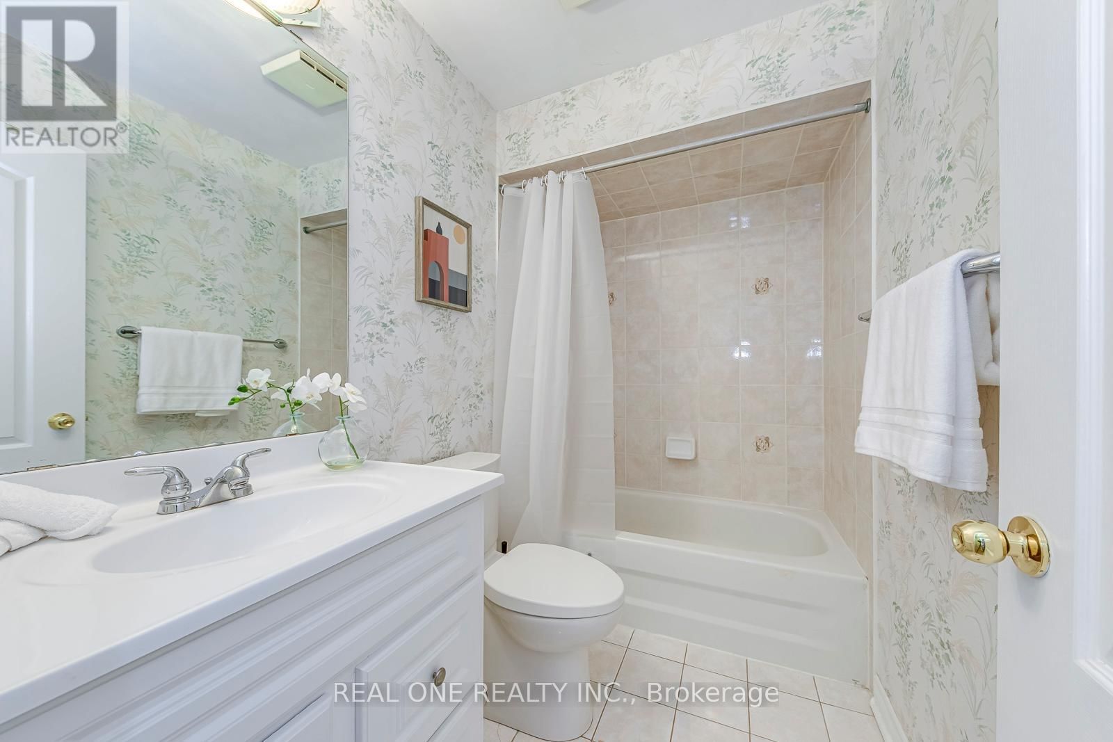 6 - 2250 ROCKINGHAM DRIVE Image 33